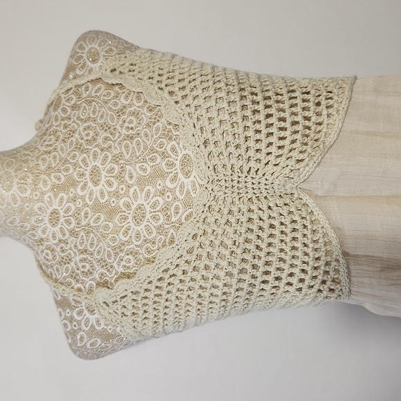 Halter Top Women's Size XL Cream Crochet Lace Open Weave Tie Back Lightweight - Picture 2 of 13